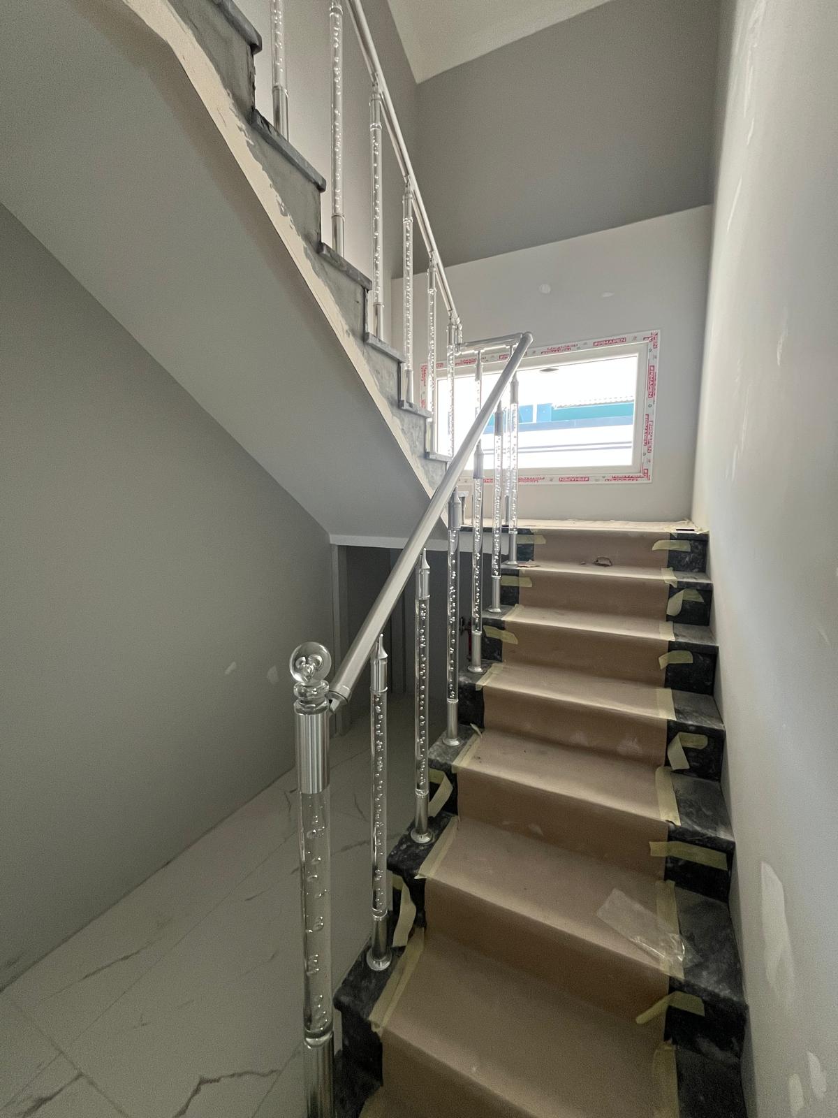 Merdiven pleksi korkuluk 66